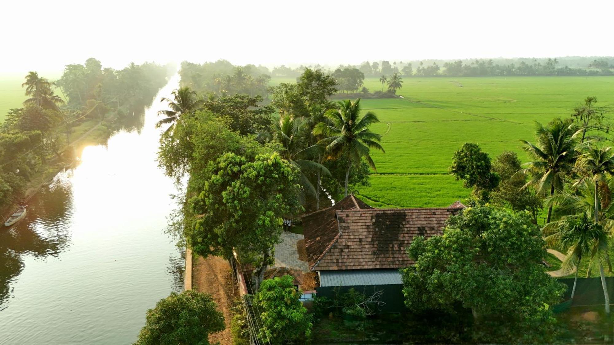 Paadam By The Backwaters Kumarakom Luaran gambar